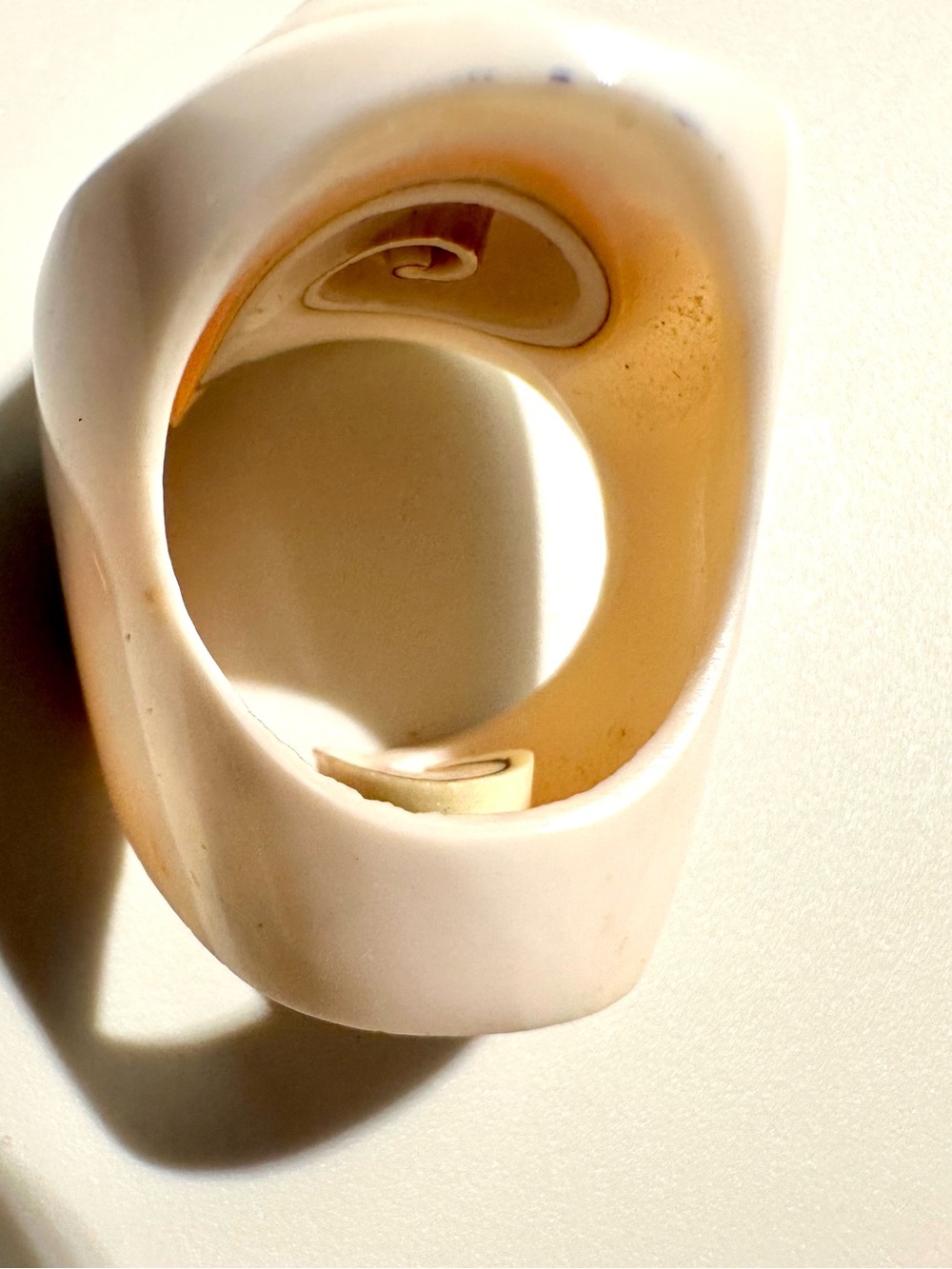 Shell Ring ๐ Approx Size 6 - Picture 3 of 6